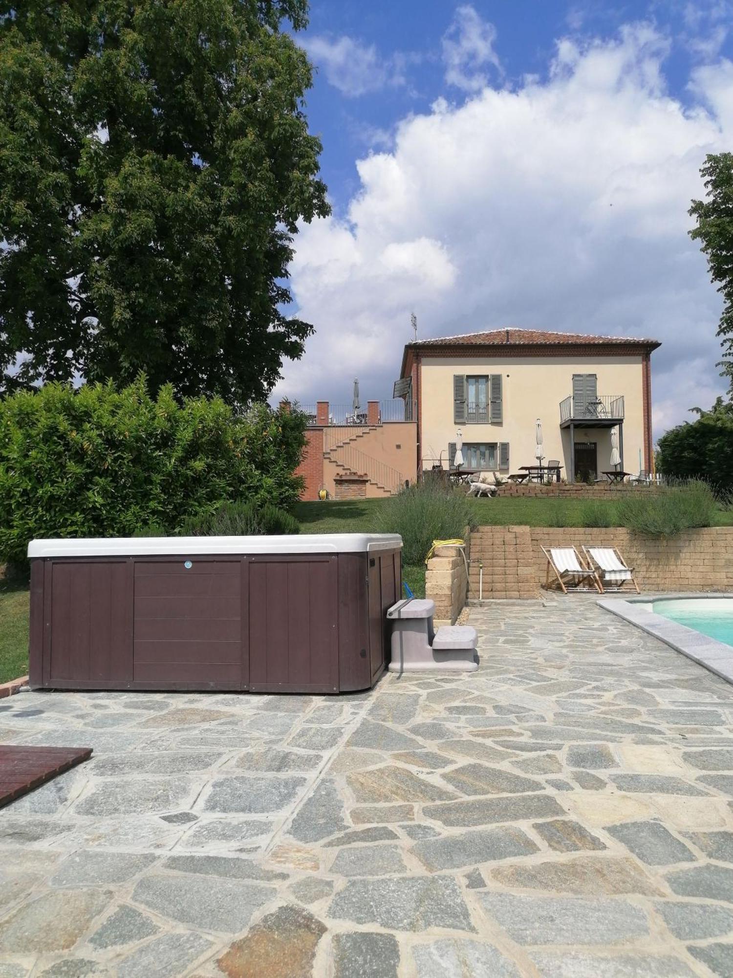 Casa Vacanze San Stefanetto Treiso Exteriör bild